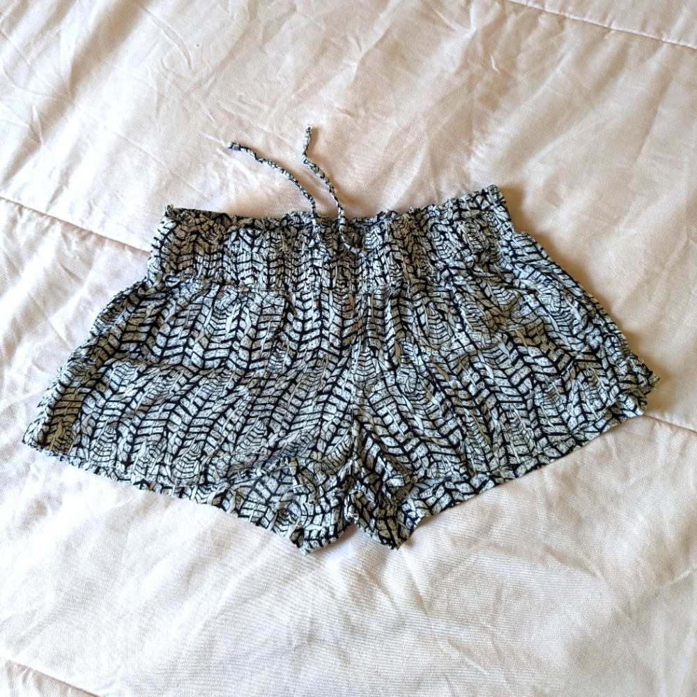 RAYA SUN summer women printed shorts size S
